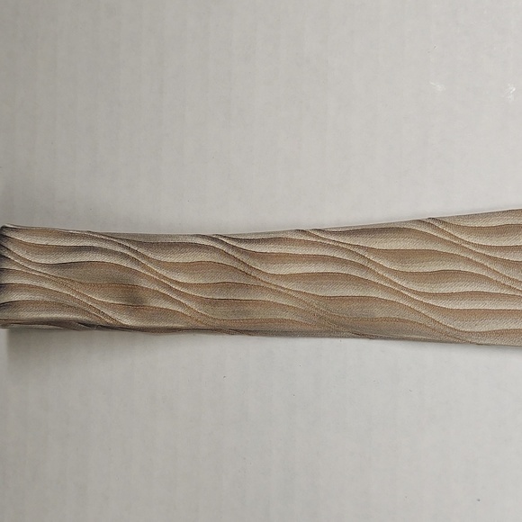 05. Matrix by Format Necktie - Picture 3 of 7